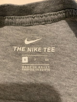 Camiseta Nike gris chico Talla S