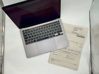 MacBook Pro 13 8GB 512GB M2 marzo 2023 como nuevo