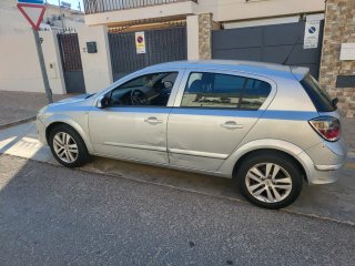 Opel Astra 2009