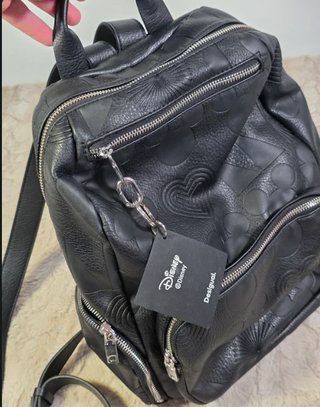 Mochila Desigual Negra con Mickey