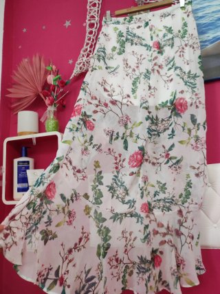 Falda larga estampada floral