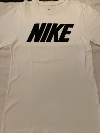Camiseta Nike chico blanca