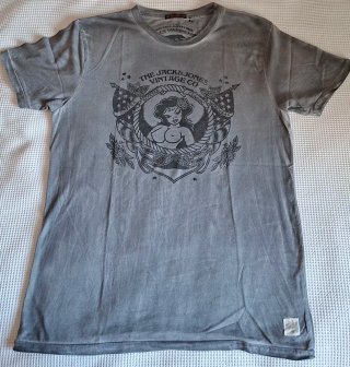 Camiseta Jack & Jones gris gráfica