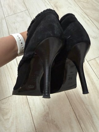 Botines Escada Tacón Negro