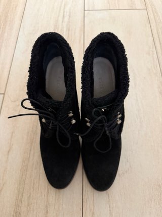 Botines Escada Tacón Negro