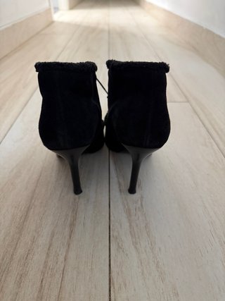 Botines Escada Tacón Negro