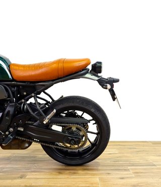 YAMAHA XSR700   (modelo actual) 2018