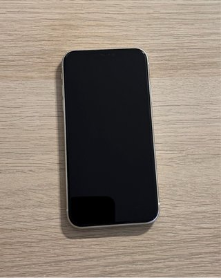 iPhone 11 Apple