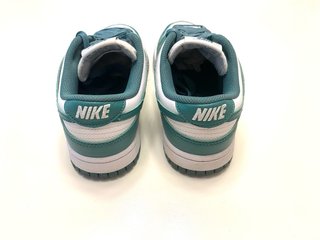 Nike Dunk Low Verde/Blanco