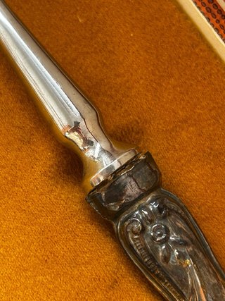 Cuebiertos de servir antiguos