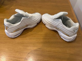 Zapatillas Niño blanca/plateadas