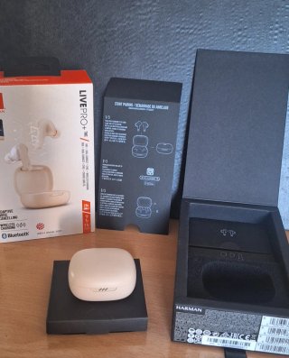 Cascos JBL Live PRO+ TWS Beige/Rosa