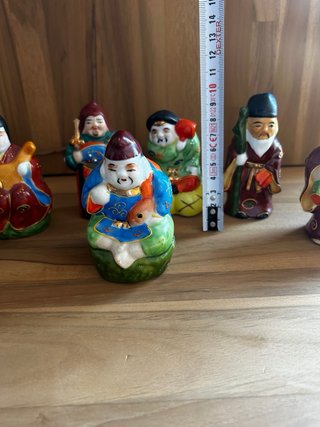 Figuras orientales de porcelana policromada
