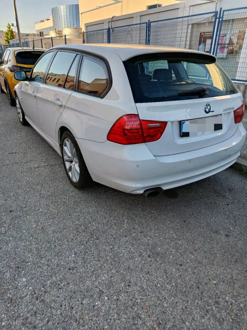 BMW Serie 3 2010 - foto 1