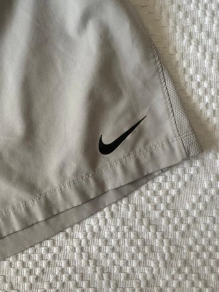 Pantalón corto deportivo Nike Dri-FIT L