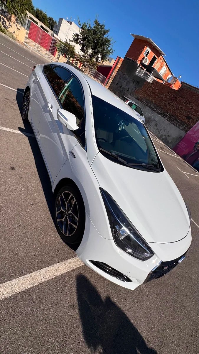 Hyundai i40 2016 - foto 1