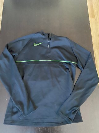 Sudadera Nike Negra y Verde Media Cremallera