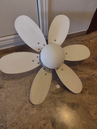 Ventilador de techo blanco 6 aspas