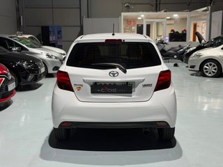 Toyota Yaris 2015