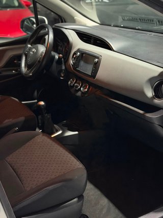 Toyota Yaris 2015