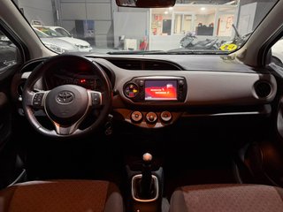 Toyota Yaris 2015
