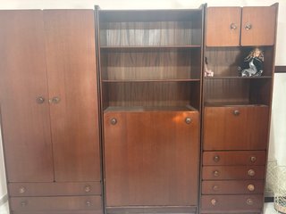 REGALO. Mueble modular madera, estan en Alcosa.
