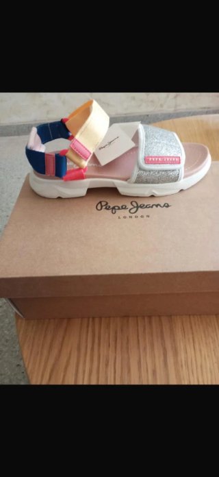 Sandalias Pepe Jeans rosas y plateadas