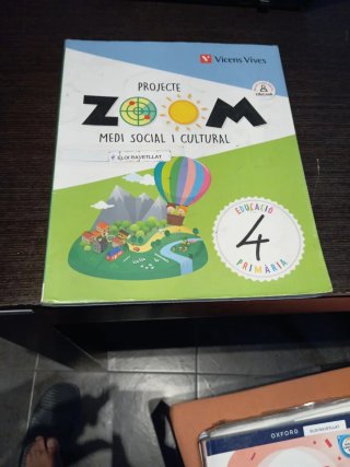 Medi social i cultural, 4 Educació Primària Pro...