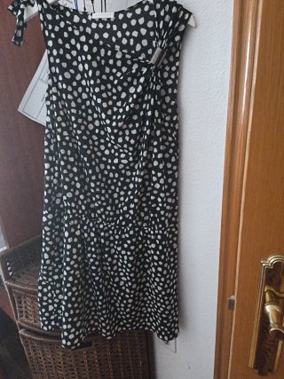 Vestido estampado lunares negro y blanco