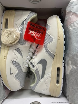 Nike Air Max 1 Patta Wave Blanco Gris