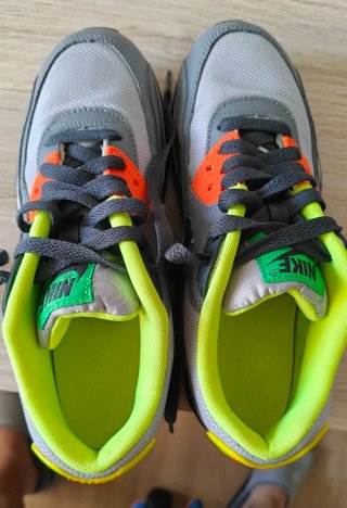 Nike Air Max 90