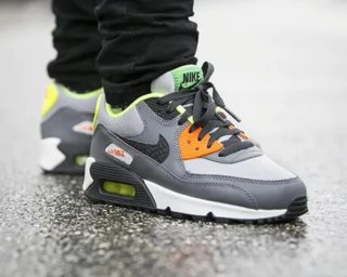 Nike Air Max 90