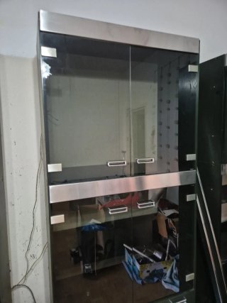 Mueble comedor cristal y metal