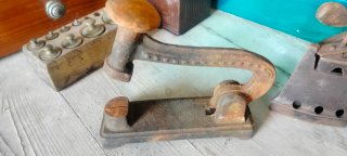 Pressa antica in ferro
