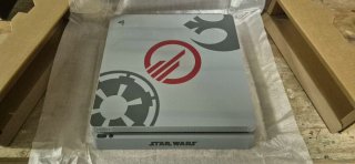 PS4 Slim Star Wars Battlefront II Edición Limitada