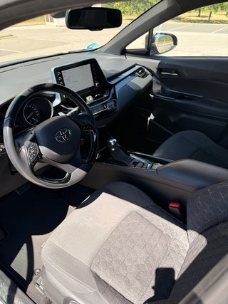 Toyota C-HR 2021