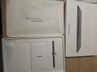 10/10 Samsung Galaxy Tab S9 FE+ 12 GB RAM/ 256 GB