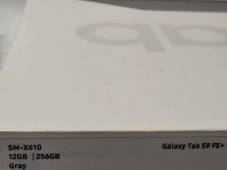 10/10 Samsung Galaxy Tab S9 FE+ 12 GB RAM/ 256 GB