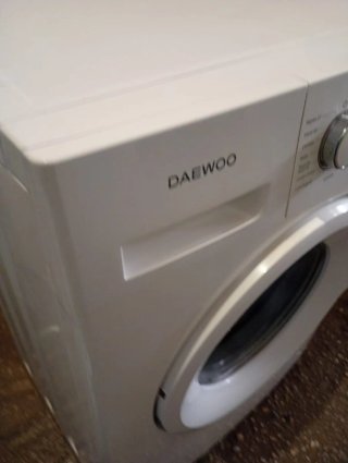 LAVADORA DAEWOO de 6 kilos y 1000 rpm. Clase A+