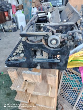 Máquina de escribir Mercedes vintage