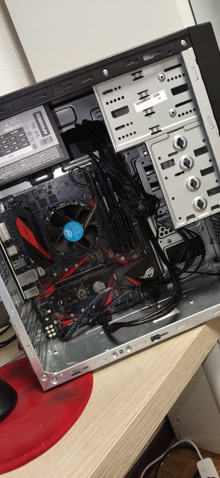 PC Intel i7-7700 | ASUS ROG Strix B250G | 16GB RAM