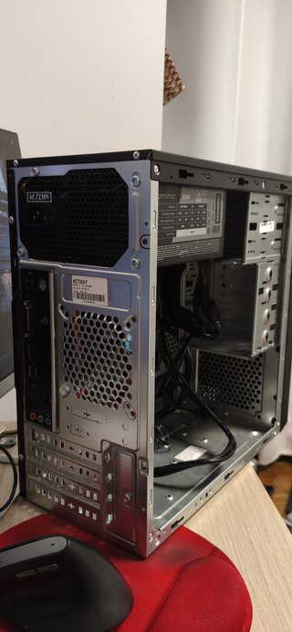 PC Intel i7-7700 | ASUS ROG Strix B250G | 16GB RAM