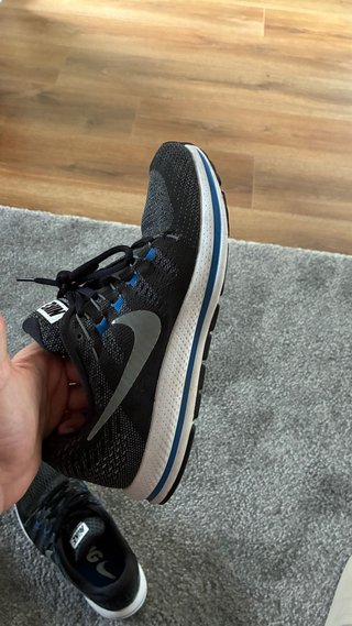 Nike Zoom Vomero 12 Preto/Azul