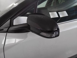 Toyota C-HR 1.8 125H Active 90 kW (122 CV)