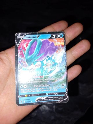 Carta Pokémon Suicune V 210 PS 031/203