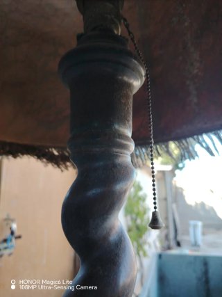 Lámpara vintage metal y madera