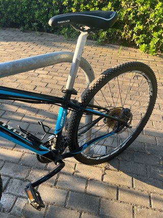 Bicicleta Rockhopper