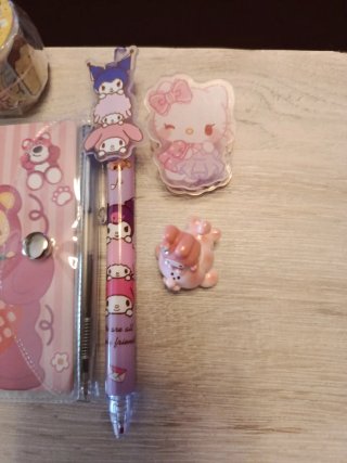 Lote Sanrio: Lotso, Hello Kitty y más