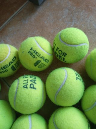 43 Pelotas de pádel