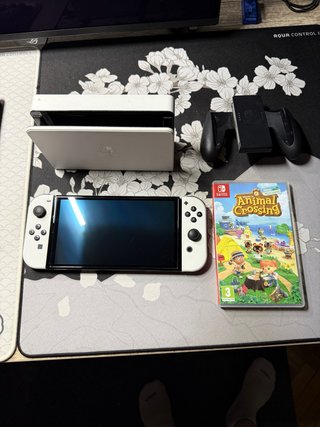 Nintendo Switch OLED + Animal Crossing